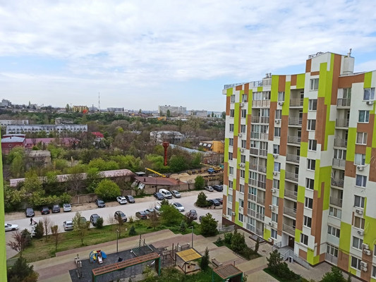 Продам однокомнатную (1-комн.) квартиру, Луговая ул, 6жк1, Симферополь г