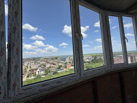 Продам однокомнатную (1-комн.) квартиру, Луговая ул, 7к6, Яблоновский пгт