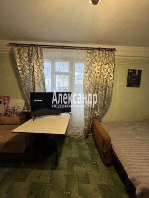 Продам 2-комн. в 4-комн. квартире, Заводской пр-кт, 16к3, Колпино г