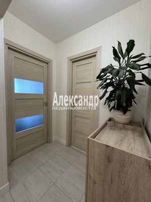 Продам двухкомнатную (2-комн.) квартиру, Энергетиков пр-кт, 9к1, Санкт-Петербург г