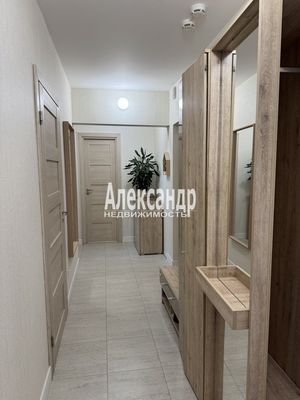 Продам двухкомнатную (2-комн.) квартиру, Энергетиков пр-кт, 9к1, Санкт-Петербург г