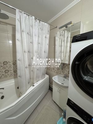 Продам двухкомнатную (2-комн.) квартиру, Энергетиков пр-кт, 9к1, Санкт-Петербург г