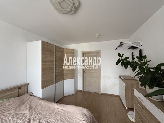 Продам двухкомнатную (2-комн.) квартиру, Энергетиков пр-кт, 9к1, Санкт-Петербург г