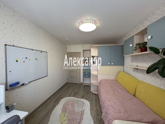 Продам двухкомнатную (2-комн.) квартиру, Энергетиков пр-кт, 9к1, Санкт-Петербург г