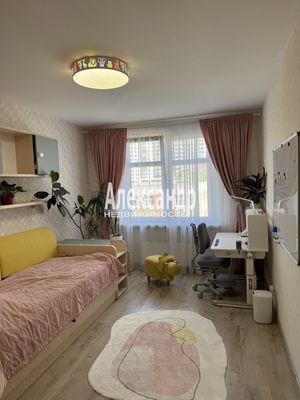 Продам двухкомнатную (2-комн.) квартиру, Энергетиков пр-кт, 9к1, Санкт-Петербург г