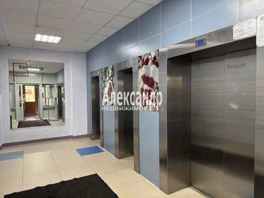 Продам двухкомнатную (2-комн.) квартиру, Энергетиков пр-кт, 9к1, Санкт-Петербург г