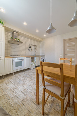 Продам двухкомнатную (2-комн.) квартиру, Мира ул, 34, Пенза г
