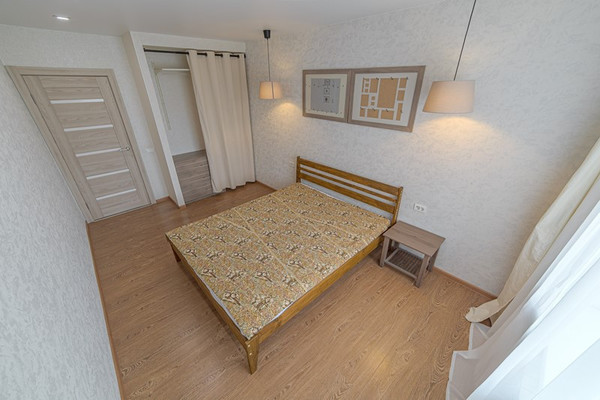 Продам двухкомнатную (2-комн.) квартиру, Мира ул, 34, Пенза г