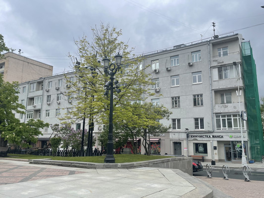 Продам двухкомнатную (2-комн.) квартиру, Никитский б-р, 25, Москва г