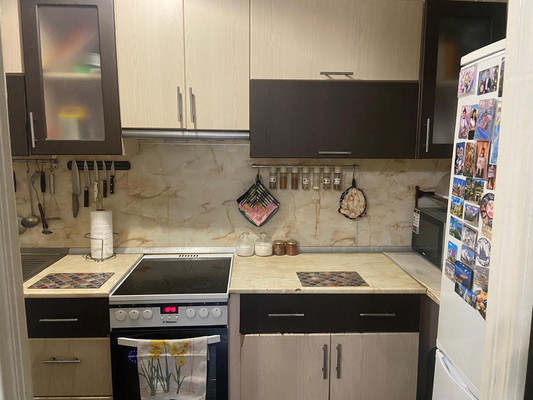 Продам трехкомнатную (3-комн.) квартиру, Казахская ул, 85к2, Ростов-на-Дону г