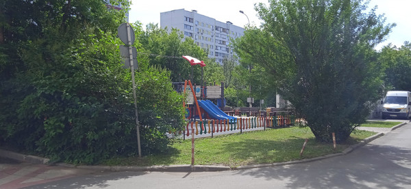 Продам однокомнатную (1-комн.) квартиру, Луганская ул, 1, Москва г