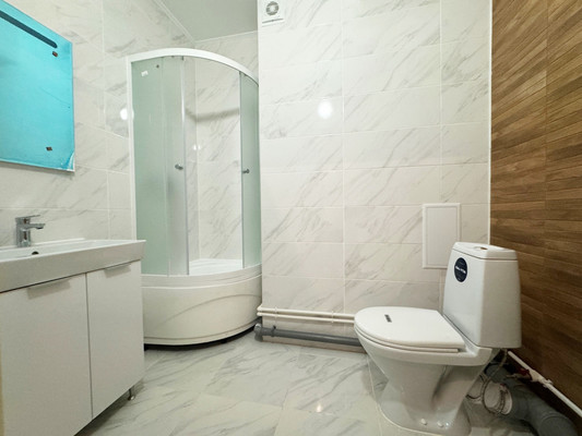 Продам однокомнатную (1-комн.) квартиру, Ньютона аллея, 2, Бугры п
