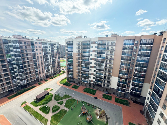 Продам однокомнатную (1-комн.) квартиру, Ньютона аллея, 2, Бугры п