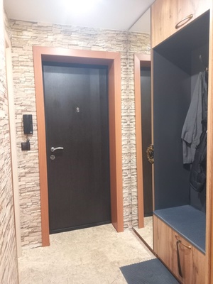 Продам многокомнатную квартиру, Пятницкая ул, 12к1, Киров г