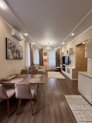 Продам трехкомнатную (3-комн.) квартиру, Водопроводная ул, 27, Киров г