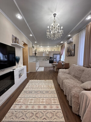 Продам трехкомнатную (3-комн.) квартиру, Водопроводная ул, 27, Киров г