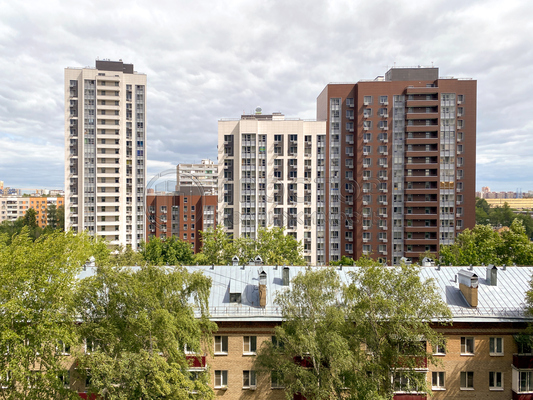 Продам двухкомнатную (2-комн.) квартиру, Зелёный пр-кт, 103, Москва г