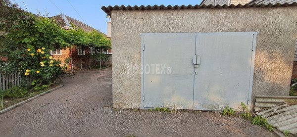 Продам дом, Уманская ул, 11, Каневская ст-ца, 0 км от города