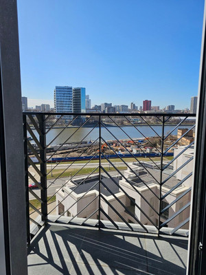 Продам однокомнатную (1-комн.) квартиру, Марка Шагала наб, 11к2, Москва г