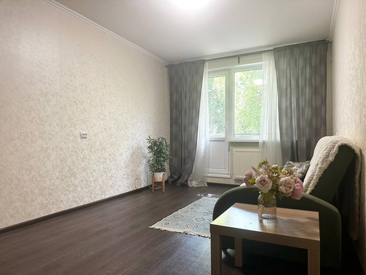Продам однокомнатную (1-комн.) квартиру, Искровский пр-кт, 9, Санкт-Петербург г