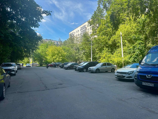 Продам однокомнатную (1-комн.) квартиру, Искровский пр-кт, 9, Санкт-Петербург г