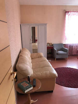 Продам двухкомнатную (2-комн.) квартиру, Композиторов ул, 10, Санкт-Петербург г