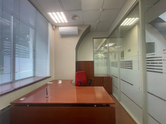 Продам торговое помещение 222,3 м2, Мира пр-кт, 124к8, Москва г