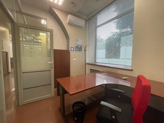 Продам торговое помещение 222,3 м2, Мира пр-кт, 124к8, Москва г