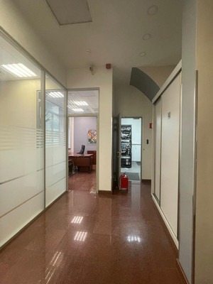 Продам торговое помещение 222,3 м2, Мира пр-кт, 124к8, Москва г