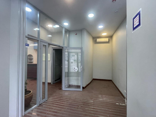 Продам торговое помещение 222,3 м2, Мира пр-кт, 124к8, Москва г