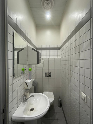 Продам торговое помещение 222,3 м2, Мира пр-кт, 124к8, Москва г