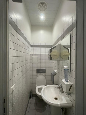 Продам торговое помещение 222,3 м2, Мира пр-кт, 124к8, Москва г