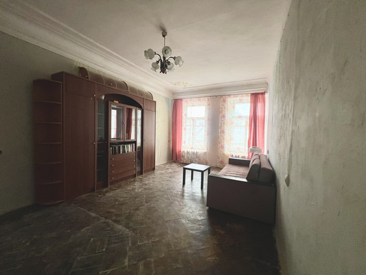 Продам 2-комн. в 8-комн. квартире, Гагаринская ул, 25, Санкт-Петербург г