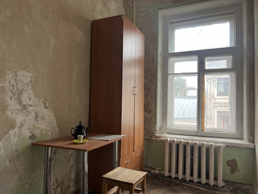 Продам 2-комн. в 8-комн. квартире, Гагаринская ул, 25, Санкт-Петербург г