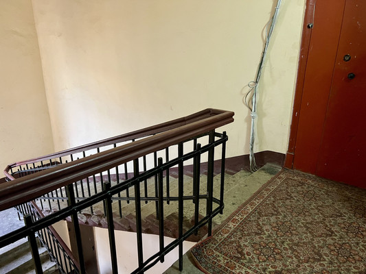 Продам 2-комн. в 8-комн. квартире, Гагаринская ул, 25, Санкт-Петербург г