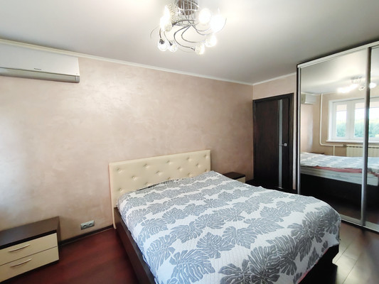 Продам трехкомнатную (3-комн.) квартиру, Мичурина ул, 27к2, Королев г