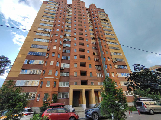 Продам трехкомнатную (3-комн.) квартиру, Мичурина ул, 27к2, Королев г