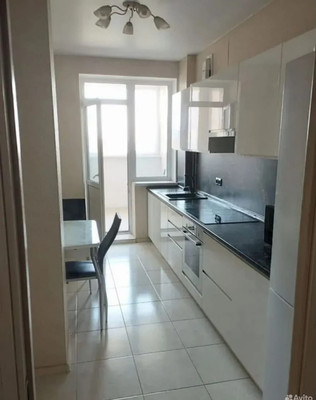 Продам однокомнатную (1-комн.) квартиру, Еременко ул, 100/70, Ростов-на-Дону г