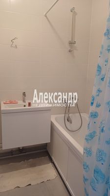Сдам однокомнатную (1-комн.) квартиру, Тихая ул, 5к2, Бугры п