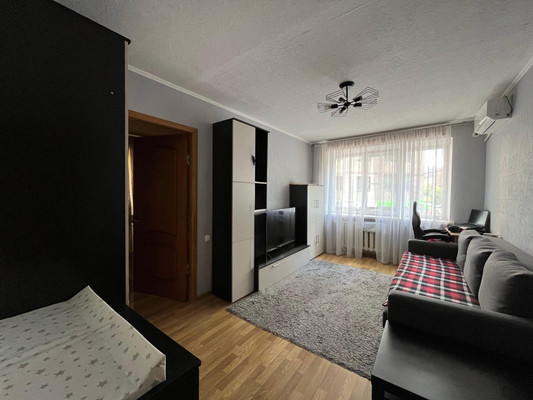 Продам двухкомнатную (2-комн.) квартиру, Герасименко ул, 15А, Ростов-на-Дону г