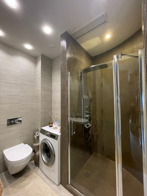 Продам трехкомнатную (3-комн.) квартиру, Маршала Катукова ул, 24к1, Москва г