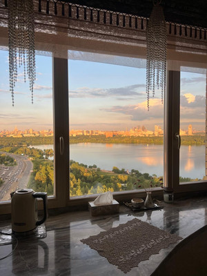 Продам трехкомнатную (3-комн.) квартиру, Маршала Катукова ул, 24к1, Москва г