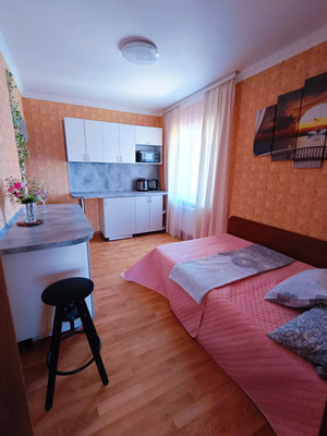 Продам однокомнатную (1-комн.) квартиру, Уютная ул, 2г, Витязево с
