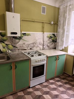 Продам двухкомнатную (2-комн.) квартиру, Социалистическая ул, 35, Ростов-на-Дону г