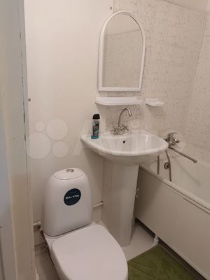 Продам двухкомнатную (2-комн.) квартиру, Социалистическая ул, 35, Ростов-на-Дону г