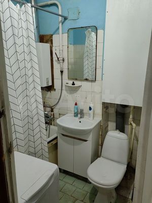 Продам трехкомнатную (3-комн.) квартиру, Михаила Нагибина пр-кт, 18, Ростов-на-Дону г