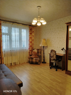 Продам двухкомнатную (2-комн.) квартиру, Беловежская ул, 83, Москва г