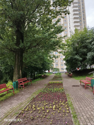 Продам двухкомнатную (2-комн.) квартиру, Беловежская ул, 83, Москва г