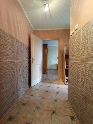 Продам двухкомнатную (2-комн.) квартиру, Красноярская ул, 3, Калининград г