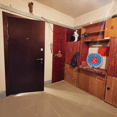 Продам трехкомнатную (3-комн.) квартиру, Планерная ул, 71к3, Санкт-Петербург г
